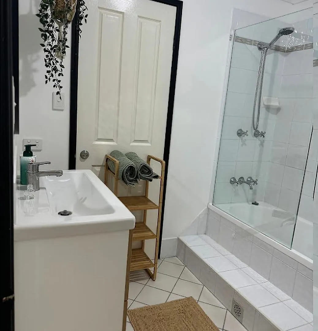 Villa Stylish & Elegant 2Br Townhouse In Wilston, Brisbane Сasa de vacaciones